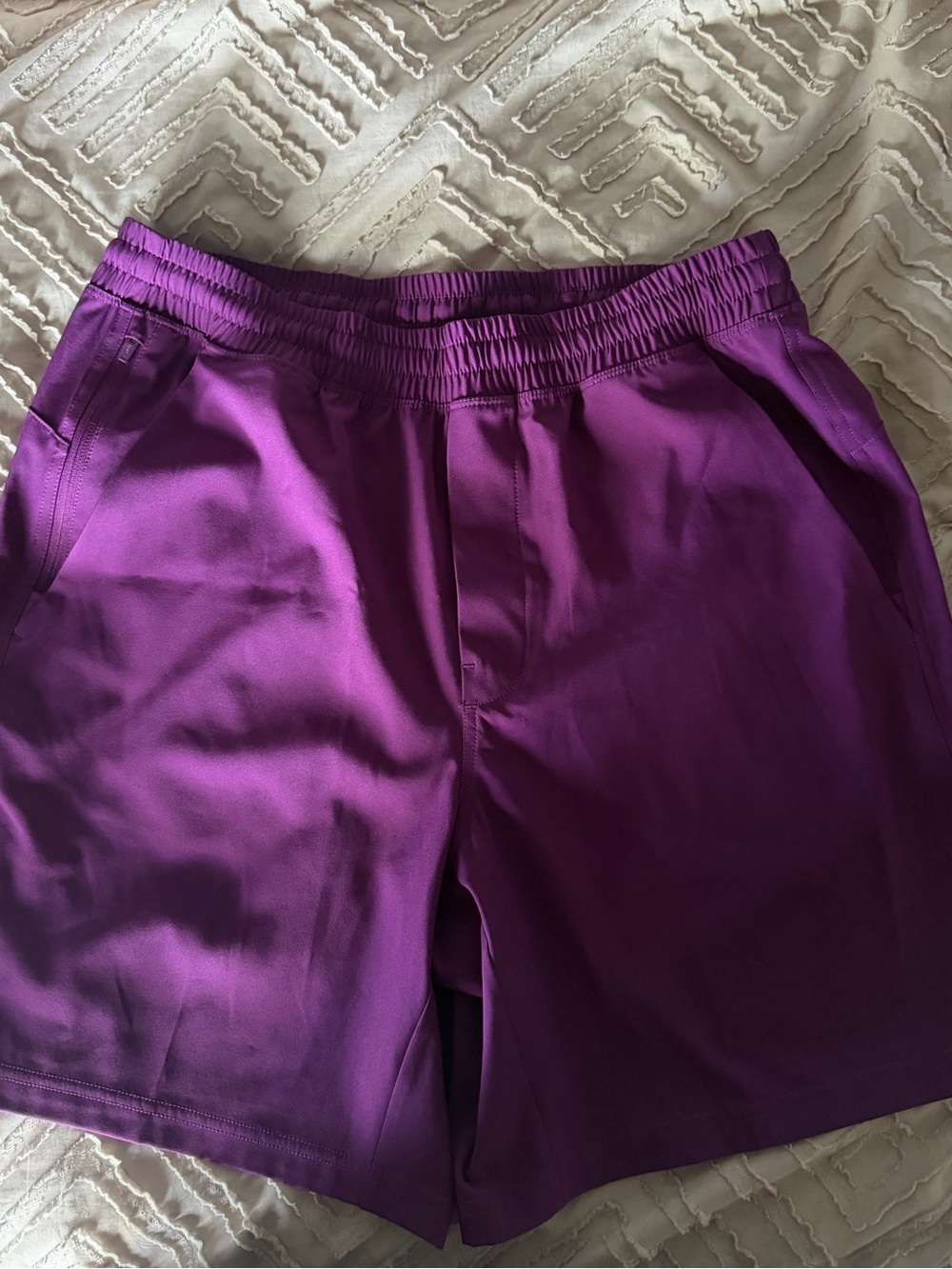 Men’s NWOT Athletic Shorts medium